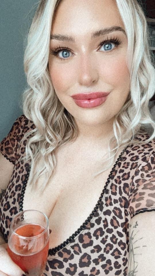 Little miss big tits :) #ZimzfZUN