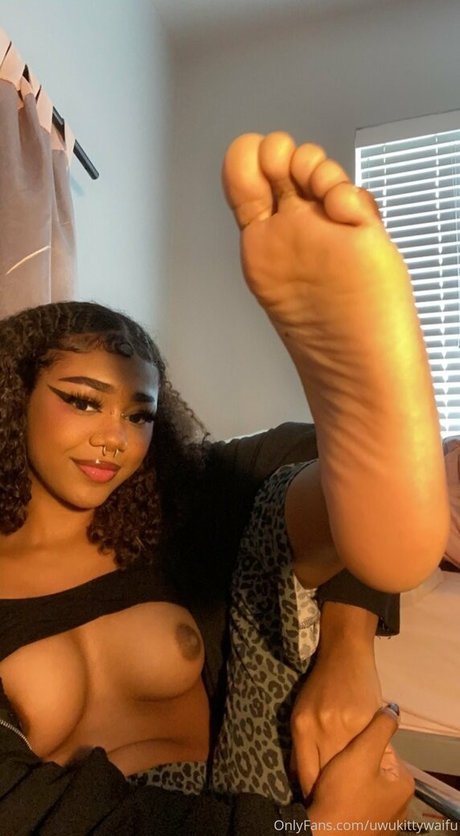 FEET Dump #BP2qI1yB