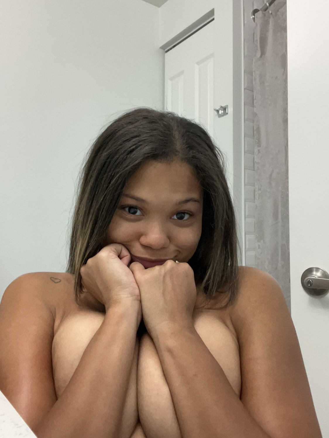 Ebony M1ch3ll3 And3rs0n leaks OF Profile #4Kgdffs9