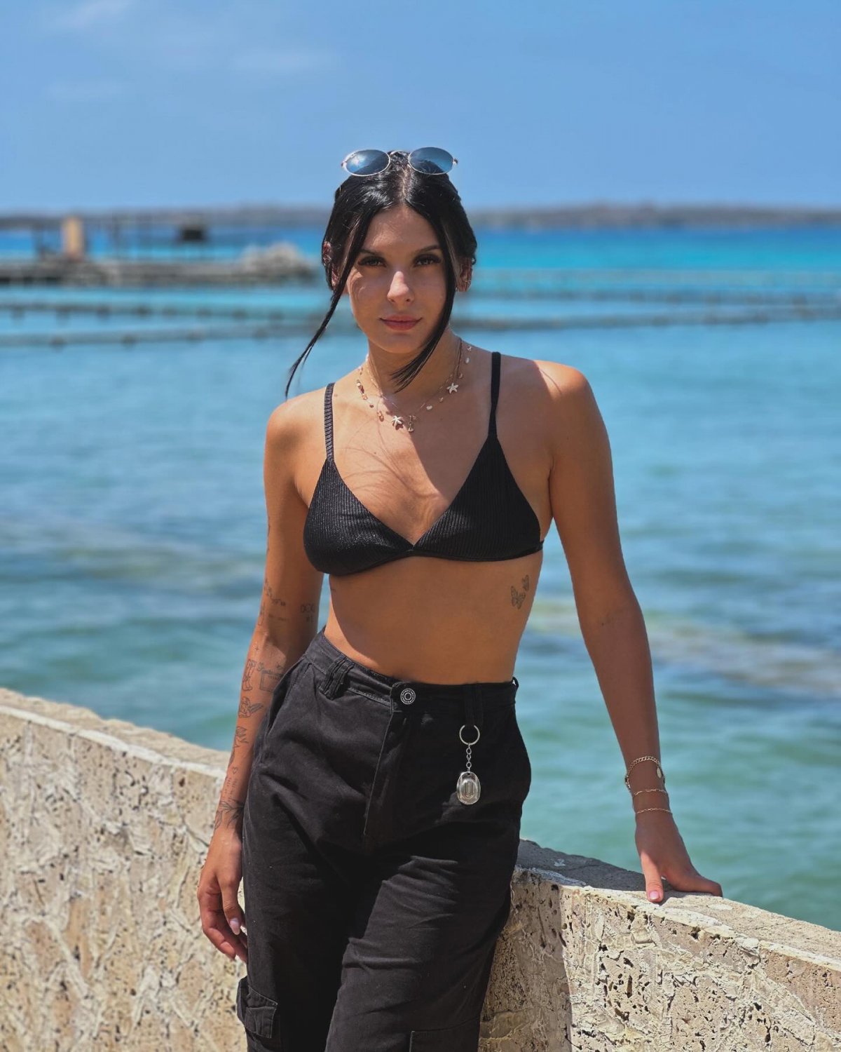 ana castela #k886TPuZ