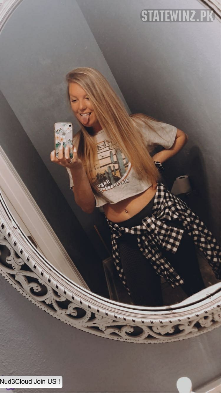 🅻🅴🅰🅺🅴🅳 - Danielle H #j5bTGqka
