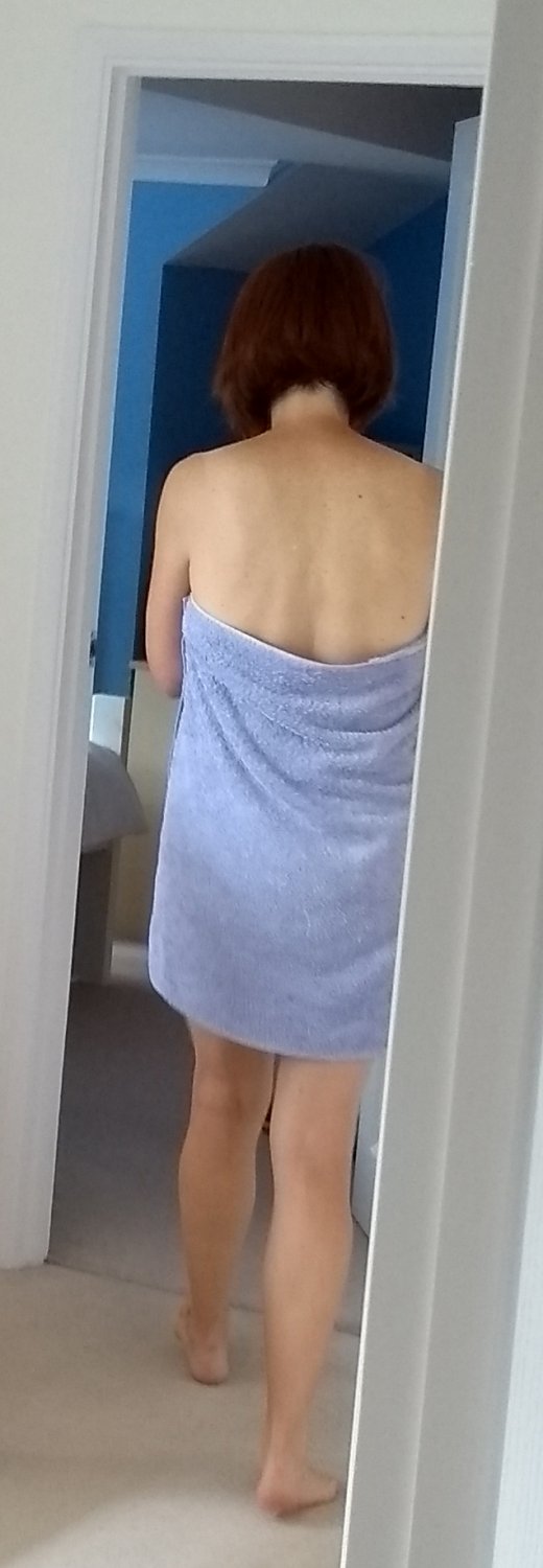 Alison - British married mother of 2 - stripped and toyed #LY9oV4uU