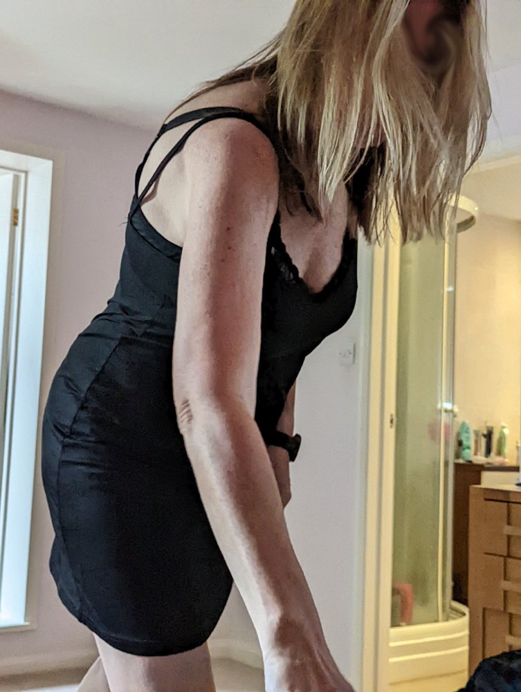 Alison - British married mother of 2 - stripped and toyed #XEZOe5S6