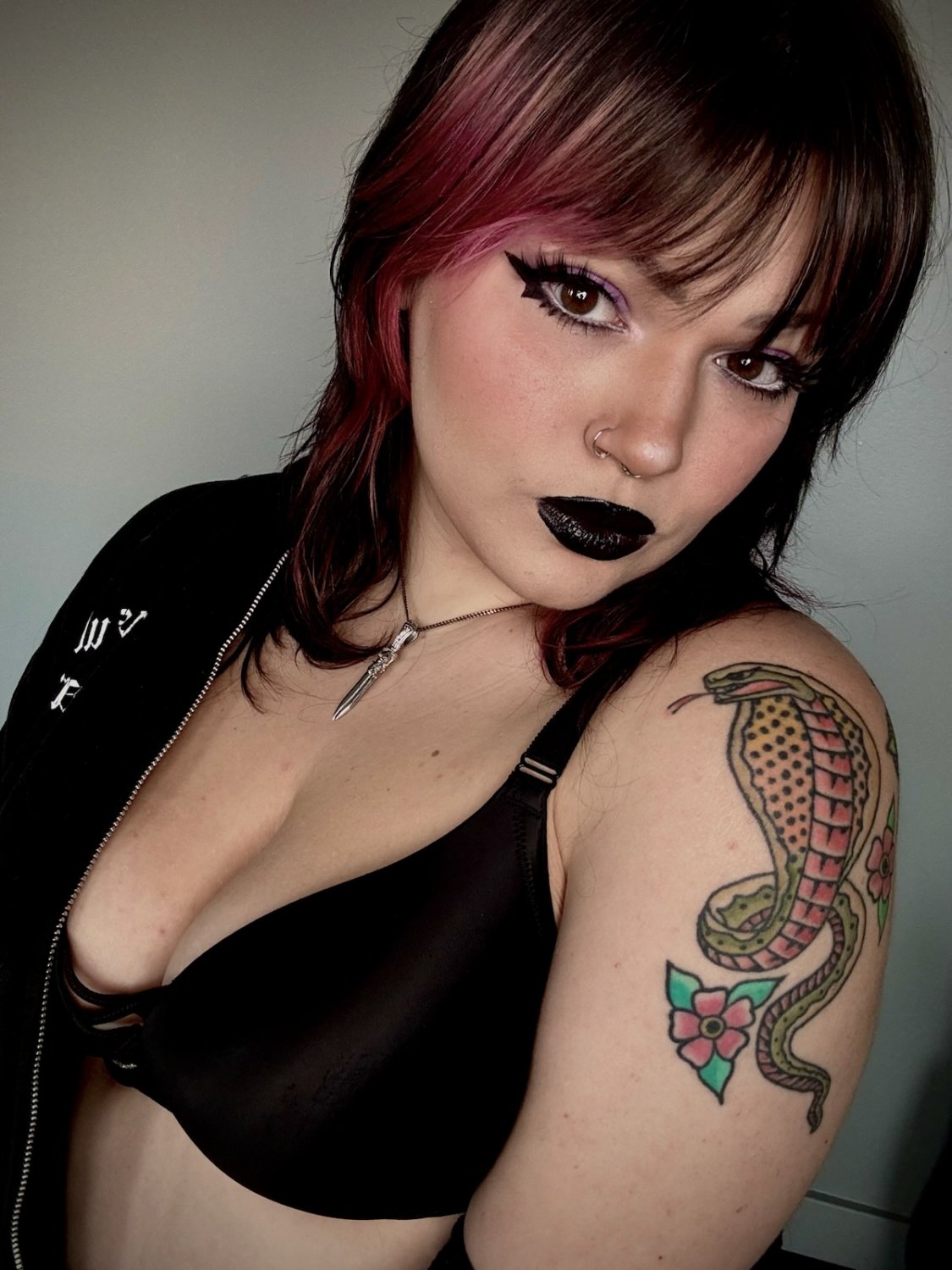 Big Tits Goth Girl at novanyxxxia #sI5wObBU