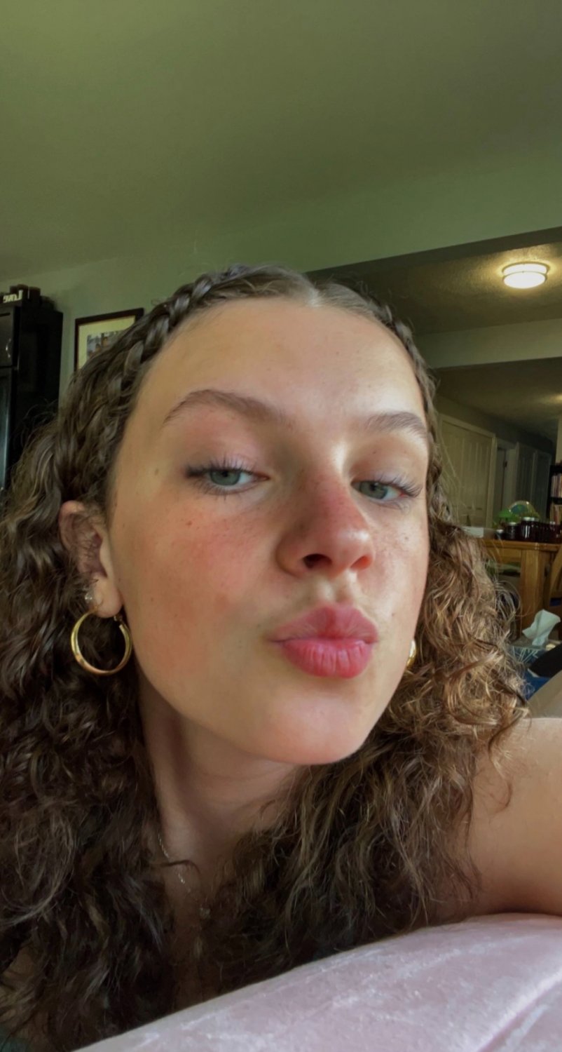 18 brunette jumps on dick leaked #CeFRcKDD