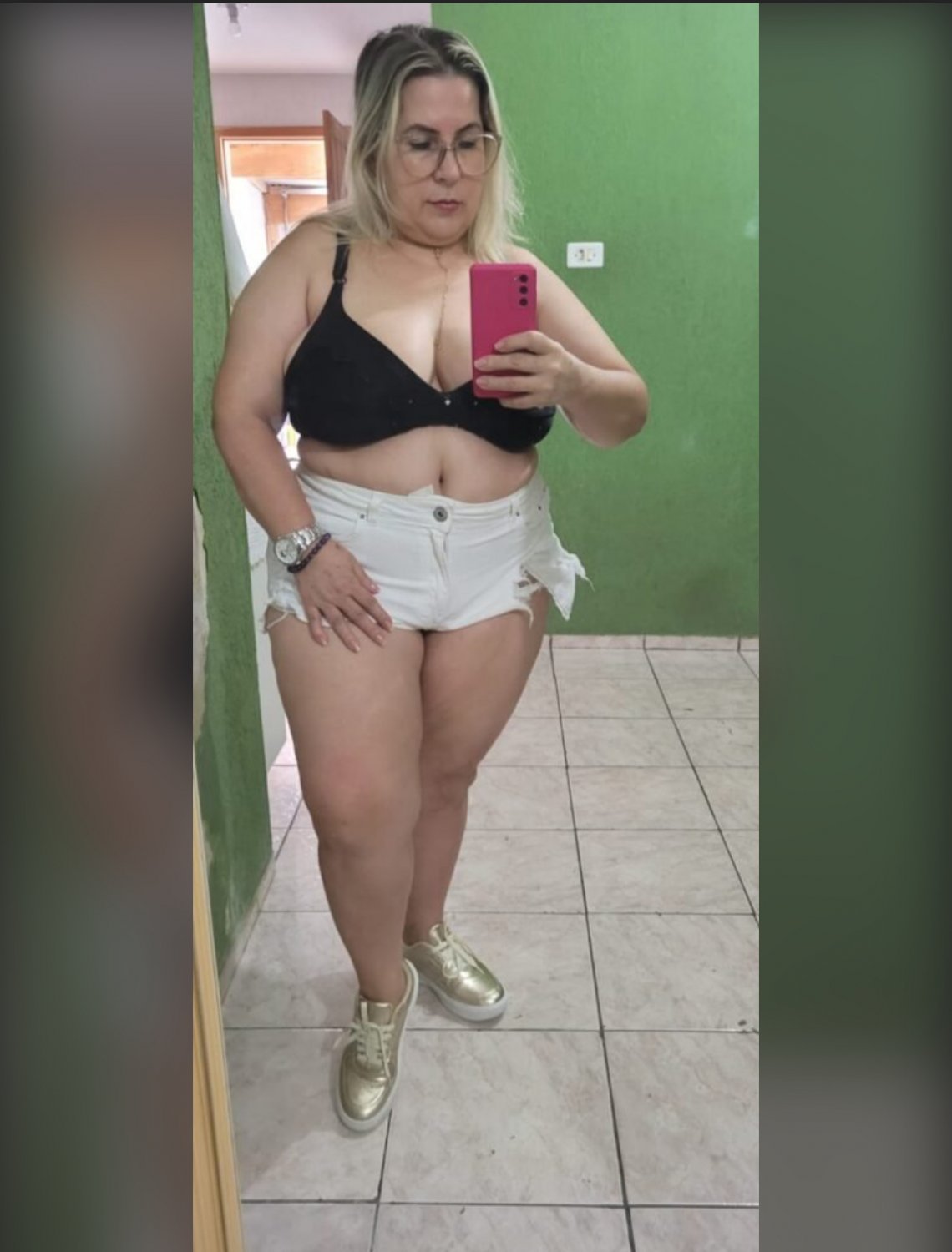 Coroa puta boa de cama #se5L3qOq