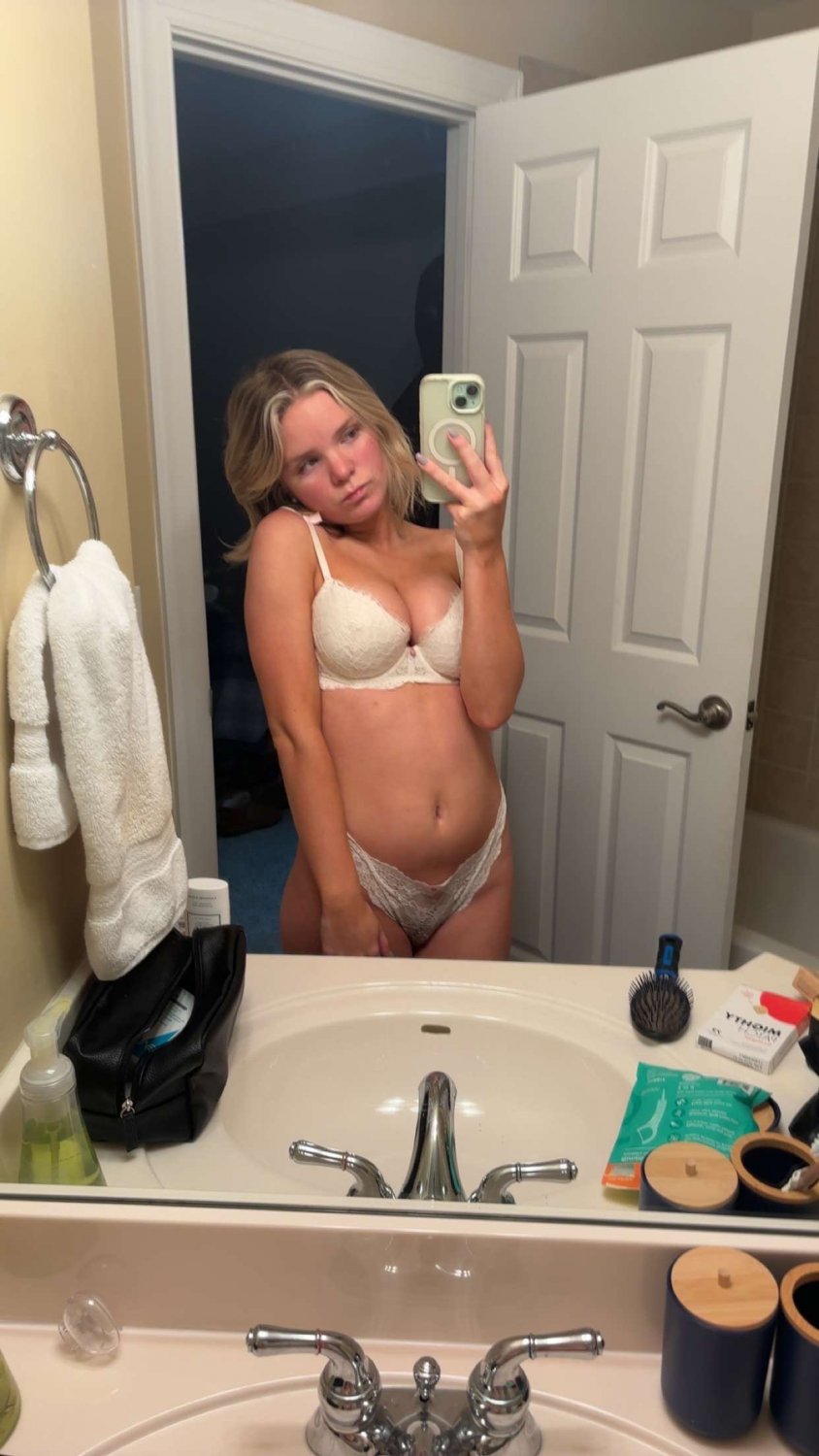 Cuck wants his gf exposed kik: nrh2633 to expose ur gf to my BBC #m3NCA6IM