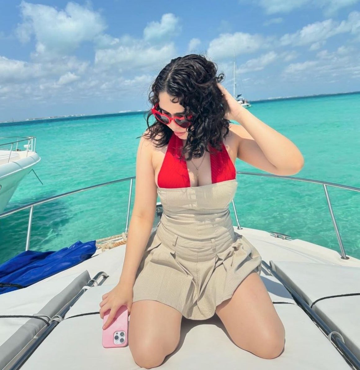 Latina backshots #cGrCUhsx