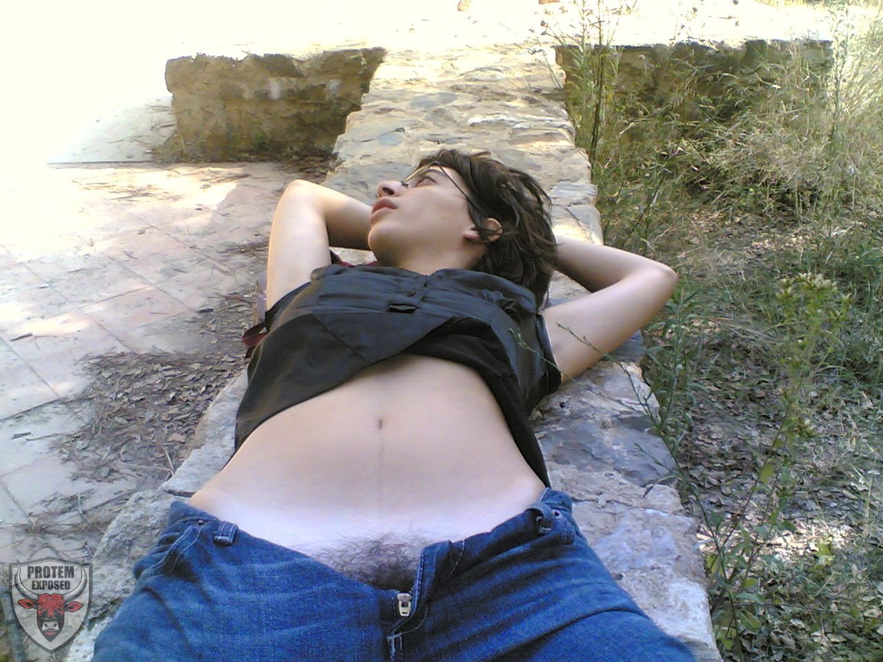 Mia, Jewish wife poses for hubby #TtJFRFJE