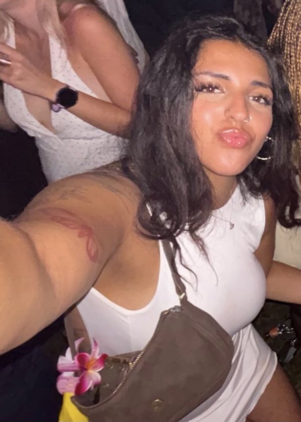 Paki slut pardeep fat ass and curry melons exposed. Exposed Webslut #gFnuJLw0