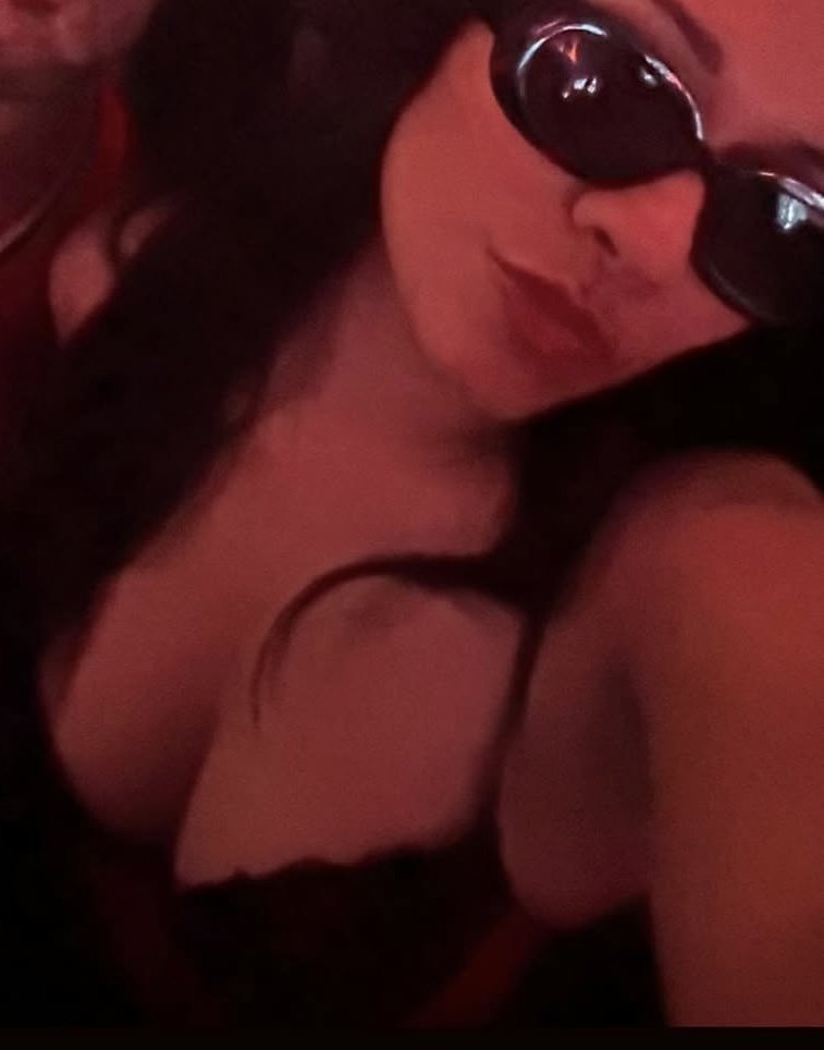 Jack off to them #VXJR2ZqZ